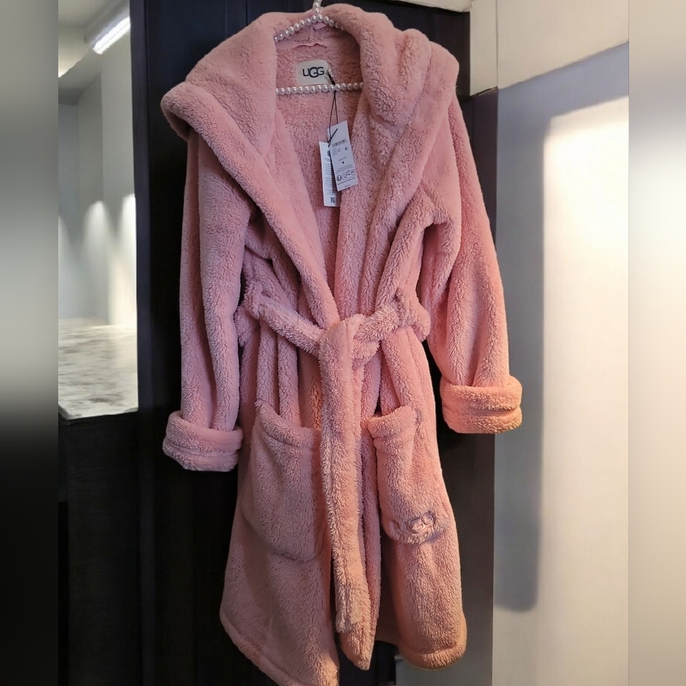 UGG NWT Extra Warmth Comfy Cuddly Plush Fleece Robe - Picture 6 of 9